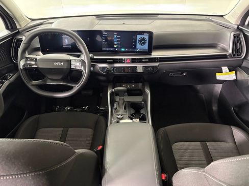 New 2026 Kia Sorento LX FWD image 35
