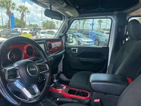 Used 2020 Jeep Gladiator Sport w/ Quick Order Package 24S AWD/4WD image 18