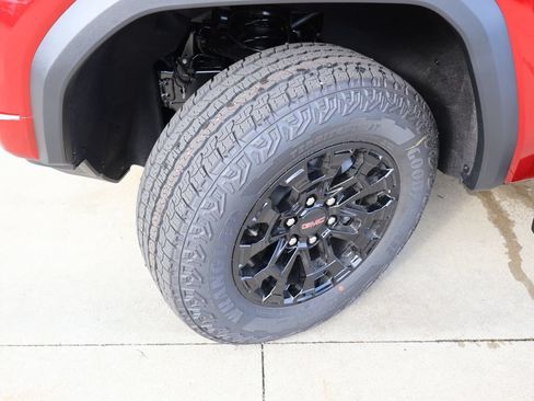 New 2026 GMC Canyon Elevation w/ Convenience Package AWD/4WD image 43