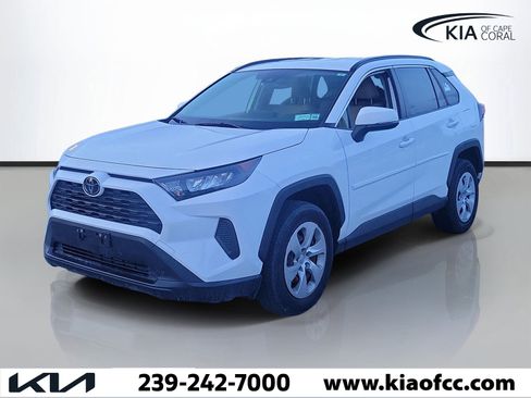 Used 2020 Toyota RAV4 LE w/ All Weather Liner Package AWD/4WD image 3