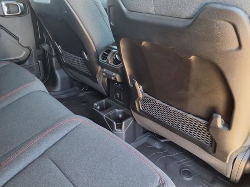 New 2025 Jeep Gladiator Rubicon w/ Safety Group image 8