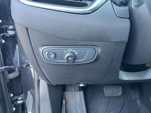 Used 2023 Chevrolet Equinox LT AWD/4WD image 28