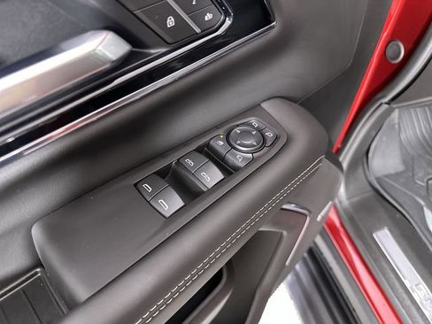 New 2026 GMC Yukon XL Elevation AWD/4WD image 24