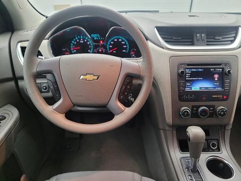 Used 2017 Chevrolet Traverse LS image 22