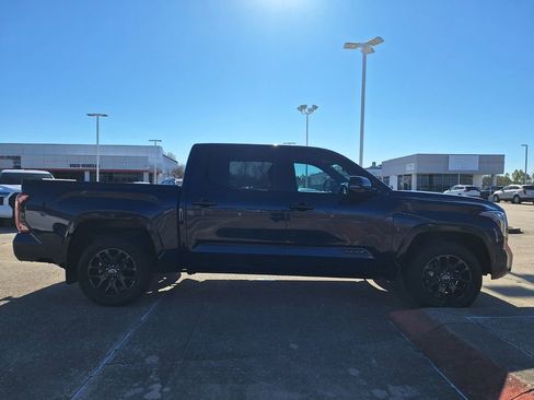 Used 2023 Toyota Tundra Platinum image 4