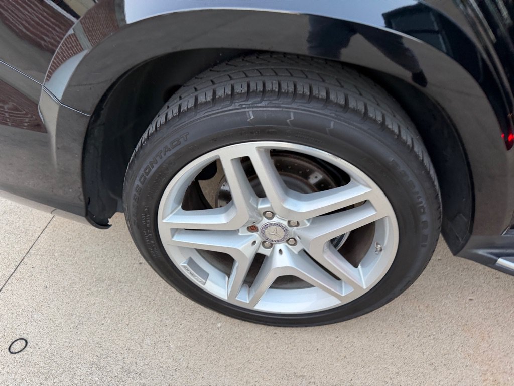Used 2013 Mercedes-Benz GL 550 4MATIC image 20