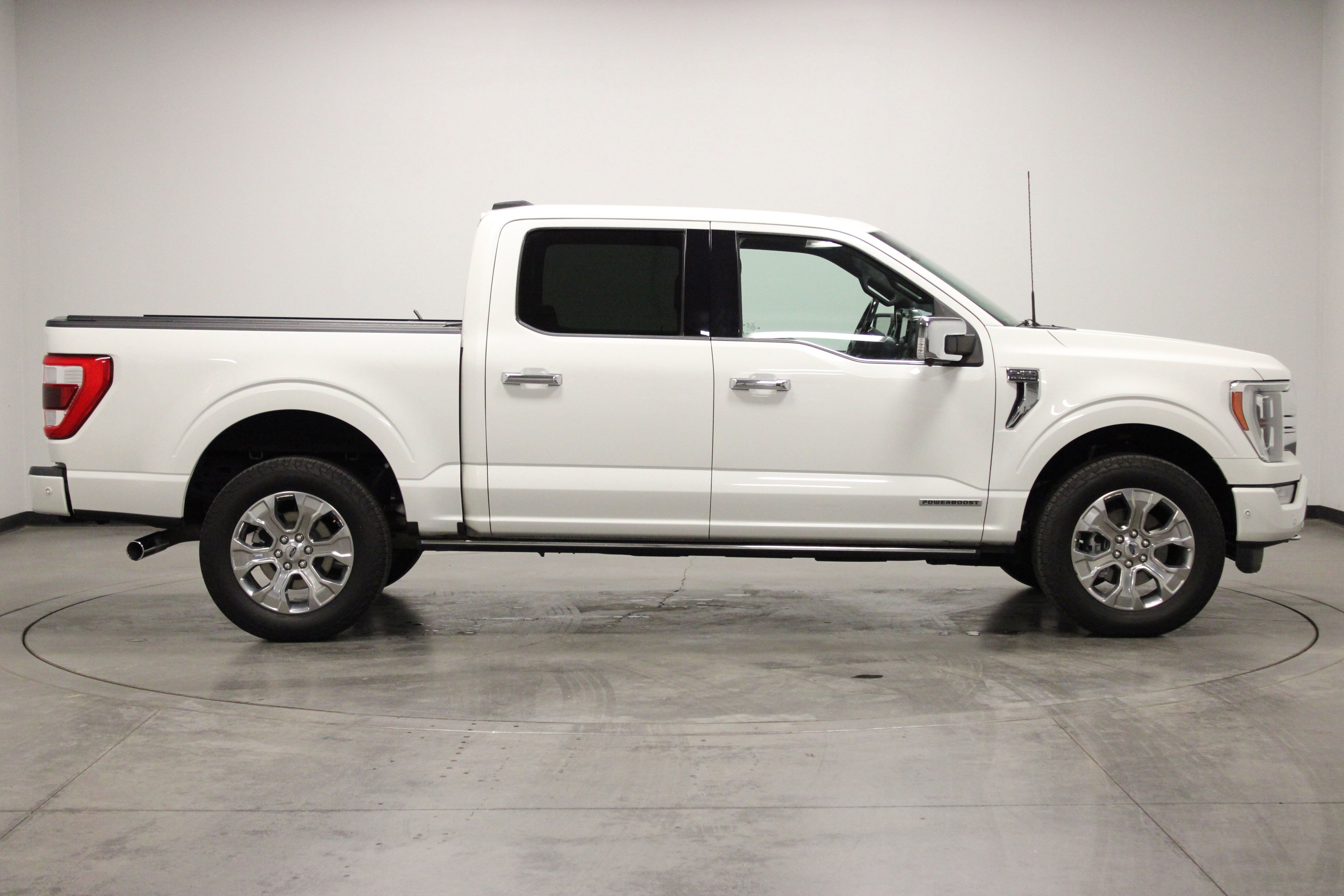 Used 2022 Ford F150 Platinum w/ Equipment Group 701A High AWD/4WD image 9