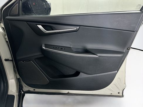 Used 2024 Kia EV6 Wind w/ Wind Technology Package RWD image 32