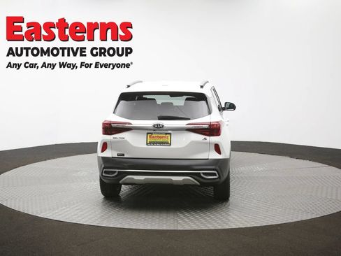 Used 2021 Kia Seltos S AWD/4WD image 35