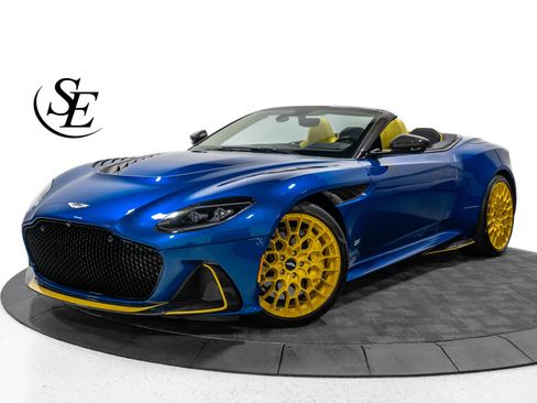 Used 2023 Aston Martin DBS Coupe RWD image 59