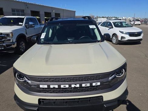 Used 2024 Ford Bronco Sport Badlands image 4