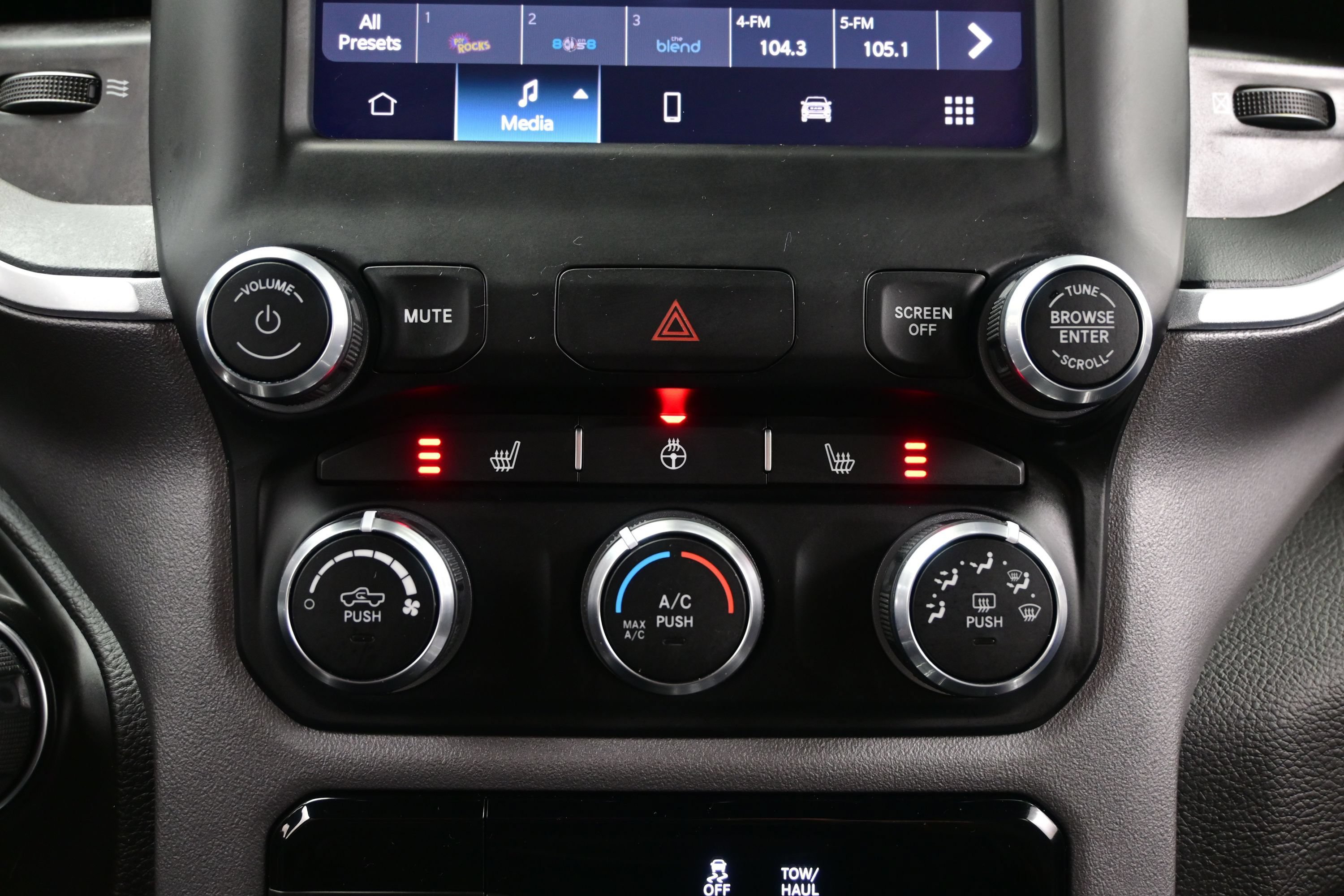 Used 2023 RAM 1500 Big Horn AWD/4WD image 20