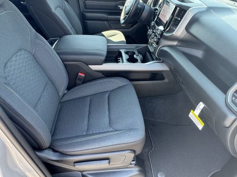 New 2026 RAM 1500 Express AWD/4WD image 14