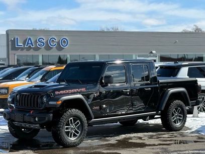 Used 2024 Jeep Gladiator Mojave w/ Convenience Group