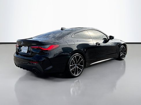 Used 2022 BMW 430i Coupe w/ M Sport Package image 3