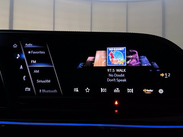 Used 2023 Cadillac Escalade Sport w/ LPO, ONYX Package AWD/4WD image 28