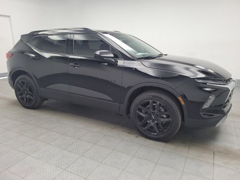 Used 2024 Chevrolet Blazer LT w/ Convenience Package FWD image 11