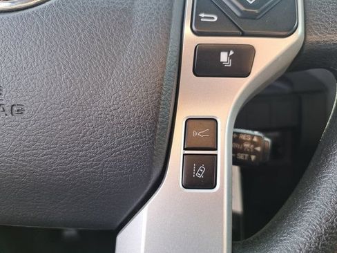 Used 2020 Toyota Tundra SR5 AWD/4WD image 25