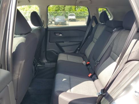Certified 2026 Nissan Rogue SV FWD image 26
