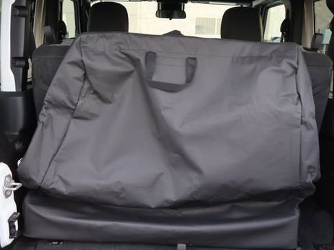 Used 2024 Jeep Wrangler Sport S image 9