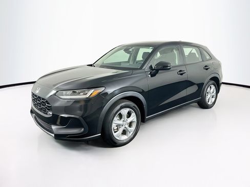 Used 2025 Honda HR-V LX image 3