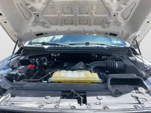 Used 2019 Ford F150 XL w/ Equipment Group 101A Mid AWD/4WD image 10
