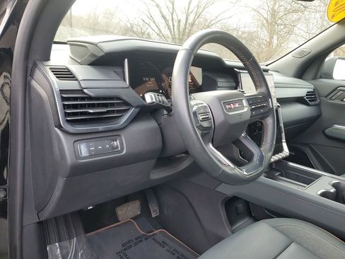 Used 2024 GMC Acadia AT4 AWD/4WD image 19