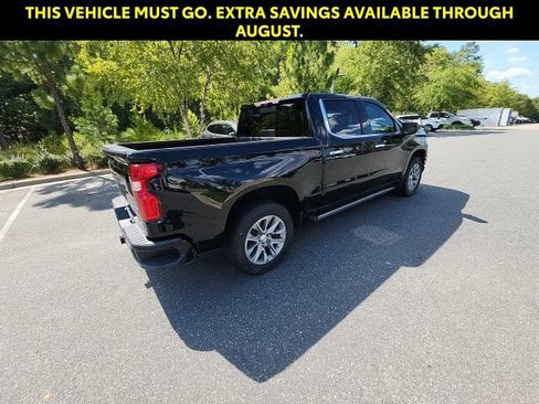 Used 2021 Chevrolet Silverado 1500 High Country w/ Technology Package AWD/4WD image 12