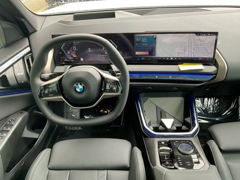 Certified 2025 BMW X3 xDrive30i w/ Premium Package image 33