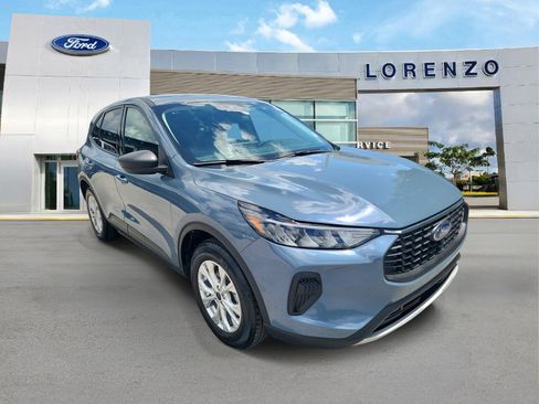 Certified 2025 Ford Escape Active w/ Tech Pack #1 FWD image 3
