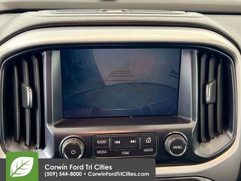 Used 2017 GMC Canyon SLT image 17