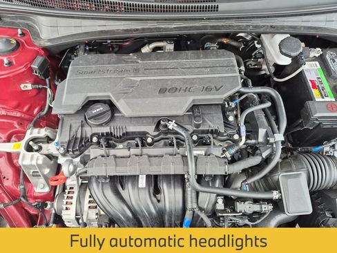 Used 2023 Hyundai Elantra SEL FWD image 15