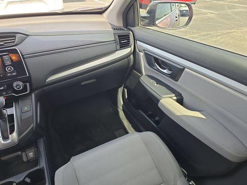 Used 2019 Honda CR-V LX image 12