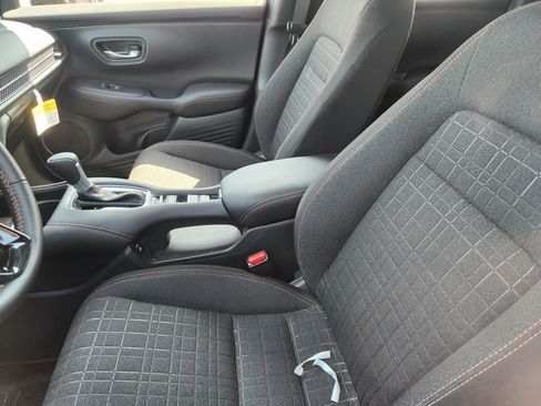 Used 2026 Honda HR-V Sport image 5