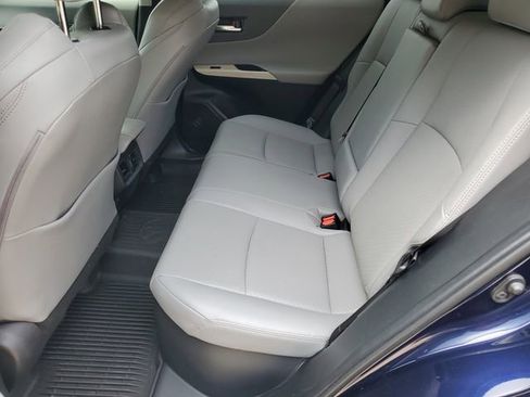 Used 2021 Toyota Venza XLE w/ Softex Package AWD/4WD image 27