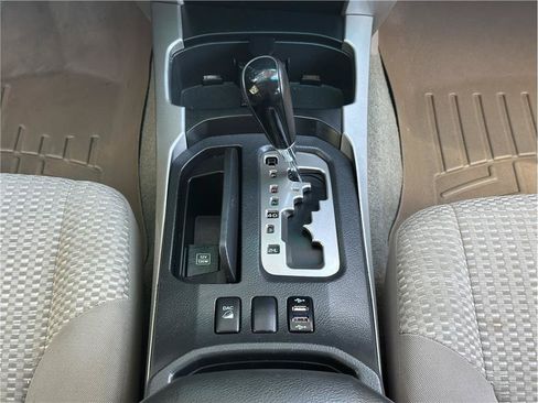 Used 2008 Toyota 4Runner SR5 AWD/4WD image 24