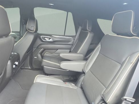 Used 2022 GMC Yukon SLT w/ SLT Premium Package RWD image 23