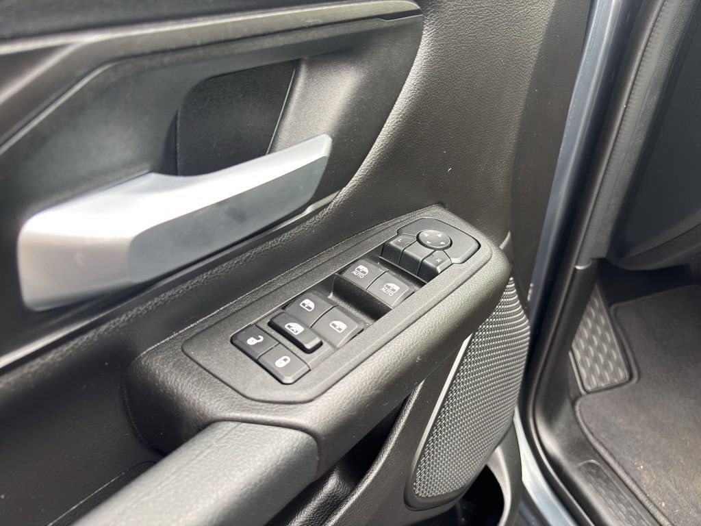 Certified 2025 RAM 1500 Tradesman AWD/4WD image 12