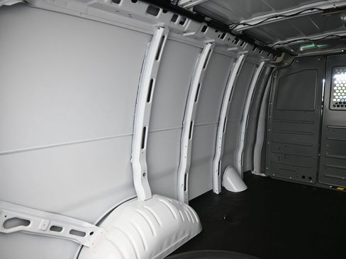 New 2025 Chevrolet Express 2500 w/ Driver Convenience Package image 35