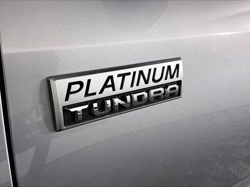 Used 2018 Toyota Tundra Platinum image 10
