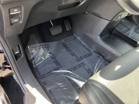 Used 2024 Honda Odyssey EX-L image 18
