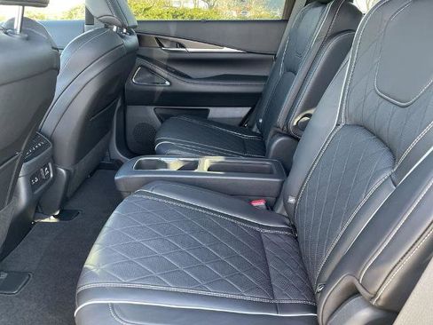 Certified 2025 INFINITI QX60 Autograph w/ Cargo Package image 16