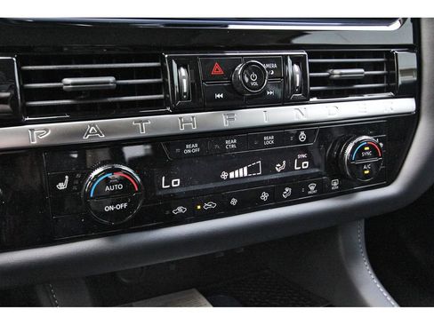 New 2026 Nissan Pathfinder SV w/ SV Premium Package FWD image 27