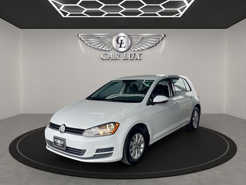 Used 2016 Volkswagen Golf S image 3