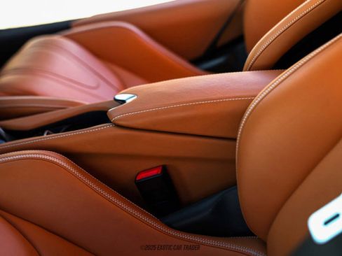 Used 2022 McLaren 720S Spider image 44
