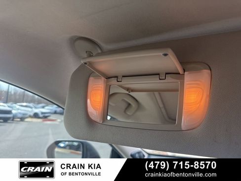 Used 2019 Toyota Avalon Limited image 41