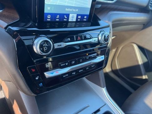 Certified 2021 Ford Explorer King Ranch w/ Premium Technology Package image 18