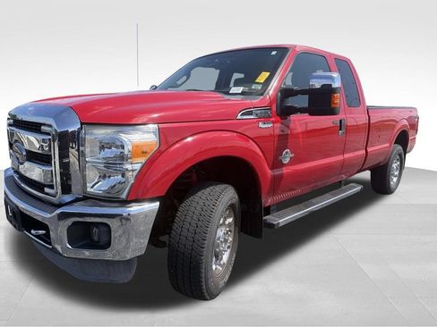 Used 2014 Ford F250 XLT w/ XLT Premium Package AWD/4WD image 7