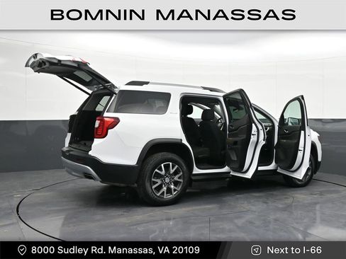 Used 2023 GMC Acadia SLE w/ Driver Convenience Package image 38