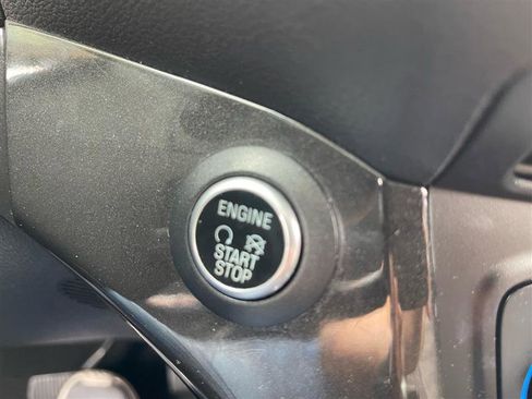 Used 2017 Ford Escape Titanium w/ Equipment Group 301A image 28